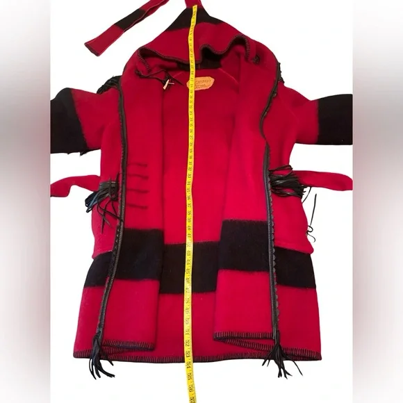 Early’s Witney Point Castillo Designs Santa Fe Hooded Wool Fringe Coat - Picture 8 of 10